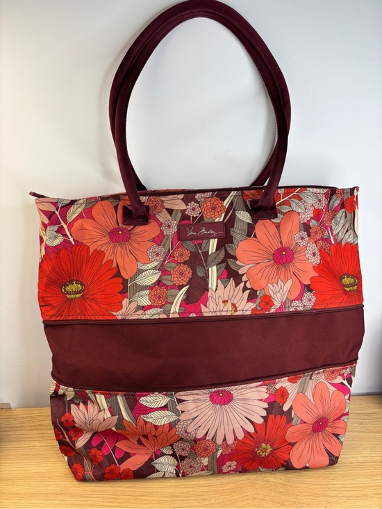 Vera Bradley Handbags - Retired Large Vera Bradley Red Lighten Up Floral Expandable Travel Tote